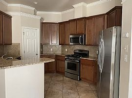Beautiful 3 Bedroom 2 Bath Home Available For Rent  in Corpus Christi, TX (Photo 2 of 7)