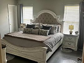 Beautiful 3 Bedroom 2 Bath Home Available For Rent  in Lubbock, TX (Photo 4 of 4)