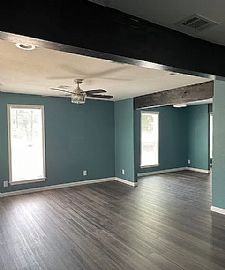 Beautiful 3 Bedroom 2 Bath Home Available For Rent  in Waco, TX (Photo 3 of 6)