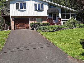 87 Forest Ave, Albany, Ny 12208 . House For Rent in Albany, NY