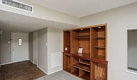 Amazing 3 Bedroom 2 Home Available For Rent  in Carrollton, TX (Photo 4 of 7)