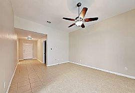 Beautiful 3 Bedroom 2 Bath Home Available For Rent  in La Marque, TX (Photo 3 of 6)