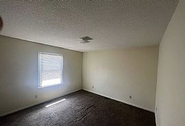 405 Alice Dr Unit A, Greenville, Nc 27834   Nice 2 Bed House in Greenville, NC (Photo 8 of 9)