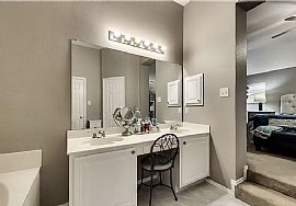 Beautiful 3 Bedroom 2 Bath Home Available For Rent  in Plano, TX (Photo 3 of 6)