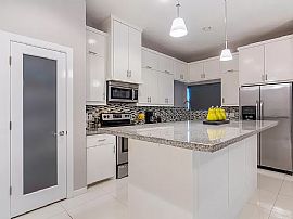 Beautiful 2 Bedroom 2 Bath Home Available For Rent  in McAllen, TX