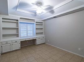 Beautiful 3 Bedroom 2.5 Bath Home For Rent  in McAllen, TX (Photo 3 of 6)