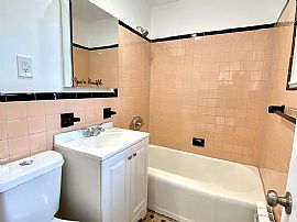 Charming 3 Bedroom 2 Bath Home Available For Rent  in Staten Island, NY (Photo 4 of 6)