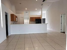 Beautiful 4 Bedroom 2 Bath Home For Rent in Haines City, FL (Photo 2 of 9)