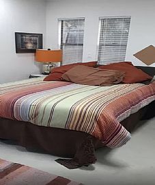 Lovely Single Family Apartment  in San Diego, CA (Photo 9 of 9)