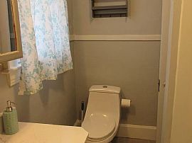 702 28th St, Vienna, Wv 26105 in Vienna, WV (Photo 10 of 12)