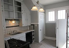 702 28th St, Vienna, Wv 26105 in Vienna, WV (Photo 3 of 12)