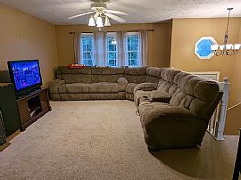 1410 Riddle Ave, Morgantown, Wv 26505 in Morgantown, WV (Photo 4 of 12)