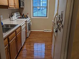 1410 Riddle Ave, Morgantown, Wv 26505 in Morgantown, WV (Photo 6 of 12)