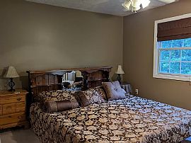 1410 Riddle Ave, Morgantown, Wv 26505 in Morgantown, WV (Photo 9 of 12)