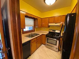 705 Vermont Ave, Fairmont, Wv 26554 in Fairmont, WV (Photo 6 of 12)