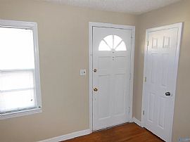 407 Rhett Ave Sw, Huntsville, Al 35801 in Huntsville, AL (Photo 2 of 8)