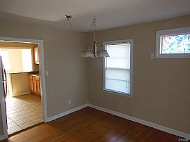 407 Rhett Ave Sw, Huntsville, Al 35801 in Huntsville, AL (Photo 3 of 8)