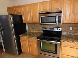 407 Rhett Ave Sw, Huntsville, Al 35801 in Huntsville, AL (Photo 5 of 8)