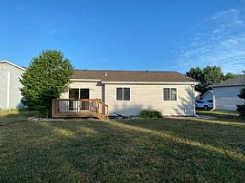 1238 32nd Street Cir S, Moorhead, Mn 56560 . House For Rent in Moorhead, MN (Photo 2 of 12)