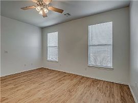 Beautiful 3 Bedroom 2 Bath Home For Rent  in Yukon, OK (Photo 6 of 7)