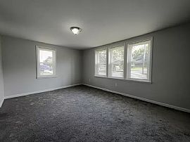 Charming 3 Bedroom 2 Bath Home For Rent  in Hagerstown, MD (Photo 4 of 7)