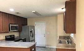 Beautiful 3 Bedroom 2 Bath Home For Rent  in Niceville, FL (Photo 3 of 7)