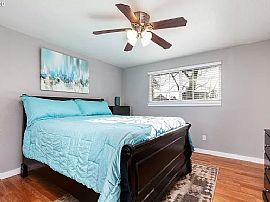  Beautiful 3 Bedroom 2 Bath Home For Rent  in Oregon City, OR (Photo 6 of 7)