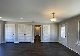 Beautiful 3 Bedroom 2 Bath Home For Rent  in Talladega, AL (Photo 2 of 8)