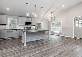 Charming 3 Bedroom 2 Bath Home For Rent  in Auburn, AL