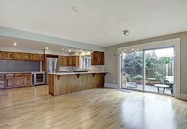 Beautiful 3 Bedroom 2.5 Bath Home For Rent  in Anchorage, AK (Photo 8 of 8)