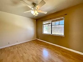 Beautiful 3 Bedroom 2 Bath Home For Rent  in Waipahu, HI (Photo 4 of 7)