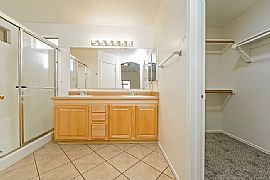 Beautiful 3 Bedroom 2 Bath Home For Rent  in Tucson, AZ (Photo 4 of 7)