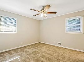 Beautiful 3 Bedroom 2 Bath Home For Rent  in Kennesaw, GA (Photo 6 of 7)