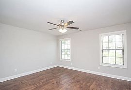 20227 Songbird Dr, Athens, Al 35611 in Athens, AL (Photo 5 of 12)