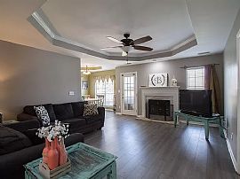 7811 Wellwood Cir, Helena, Al 35080 in Helena, AL (Photo 2 of 12)