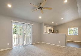 Beautiful 3 Bedroom 2 Bath Home For Rent  in Niles, MI (Photo 2 of 9)