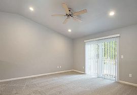 Beautiful 3 Bedroom 2 Bath Home For Rent  in Niles, MI (Photo 5 of 9)