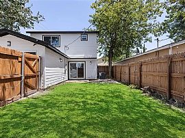 Comfortable 3 Bedroom Apartment 2025 Red Cloud Dr, Dallas, Tx 7 in Dallas, TX (Photo 8 of 9)