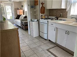 85 Jupiter Point Rd, Groton, Ct 06340 in Groton, CT (Photo 5 of 7)