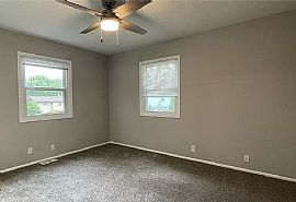 Amazing 3 Bedroom 3 Bath Home For Rent  in Omaha, NE (Photo 4 of 8)