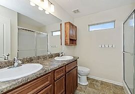 Beautiful 3 Bedroom 2.5 Bath Home For Rent  in Bennington, NE (Photo 7 of 9)