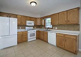 Beautiful 3 Bedroom 2 Bath Home For Rent  in Omaha, NE