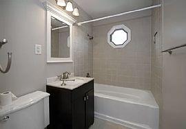 Beautiful 3 Bedroom 2 Bath Home For Rent  in Omaha, NE (Photo 7 of 7)