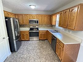 Beautiful 3 Bedroom 2 Bath Home For Rent  in Gallatin, TN