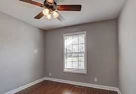Beautiful 3 Bedroom 2 Bath Home For Rent in Clarksville, TN (Photo 6 of 8)