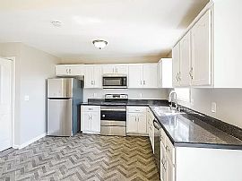 Beautiful 3 Bedroom 2 Bath Home For Rent  in Clarksville, TN