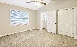 Beautiful 3 Bedroom 2 Bath Home For Rent  in Charlotte, NC (Photo 4 of 9)