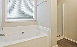 Beautiful 3 Bedroom 2 Bath Home For Rent  in Charlotte, NC (Photo 6 of 9)