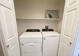 Beautiful 3 Bedroom 2 Bath Home For Rent in Henderson, NV (Photo 4 of 9)