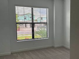 Beautiful New Home in Bradenton, FL (Photo 7 of 9)